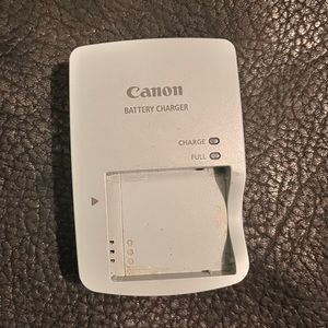 Canon Battery Charger CB-2LY